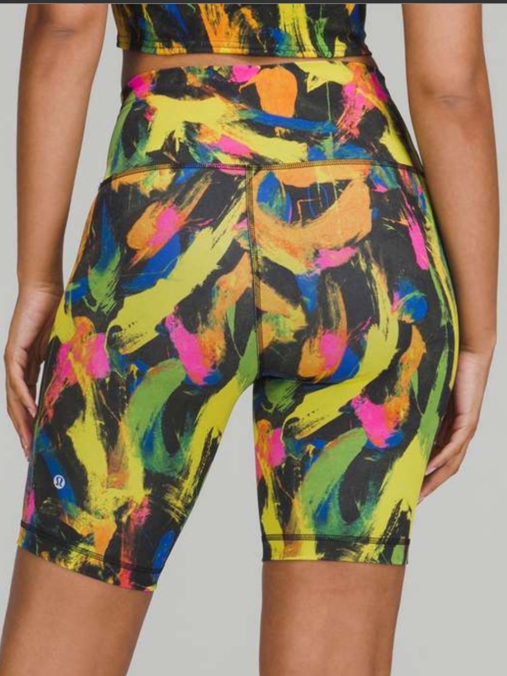 Lululemon Wunder Train High Rise Shorts 8" Size 8 Undertone black Multi NWOT